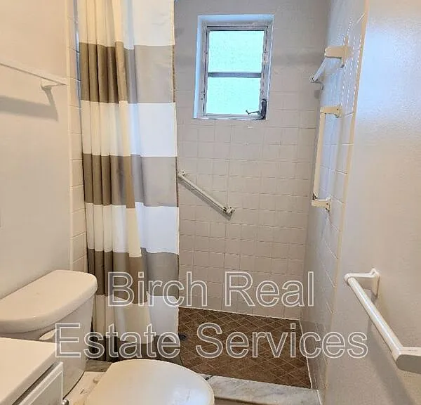 5304 Penguin Dr — Photo 12