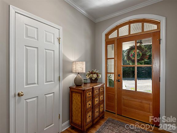 4th image of 314 Summerset Dr