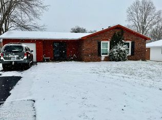 1047 Red Bird Ct, Shelbyville, KY 40065