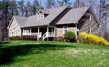 1st image of 318 Nonquit Hills Dr
