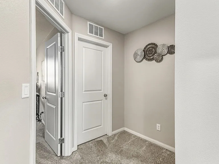 5390 Robinera Ct — Photo 8