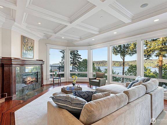 5th image of 13025 Point Richmond Drive NW
