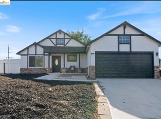 5001 Teakwood Dr, Oakley, CA 94561
