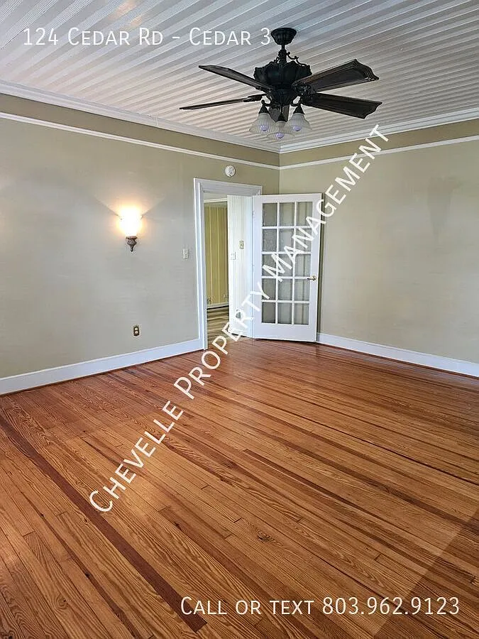 124 Cedar Rd — Photo 1