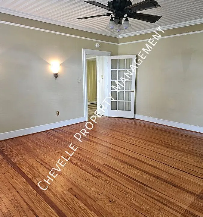124 Cedar Rd #3