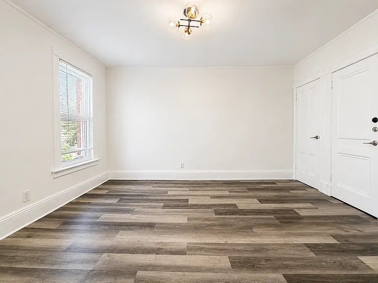 23-62 37th St #2R — Photo 3