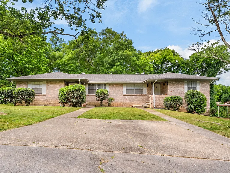 7166 Holland Ln — Photo 34
