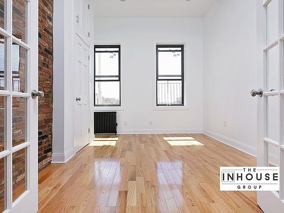 3rd image of 160 Wyckoff Ave APT 3R