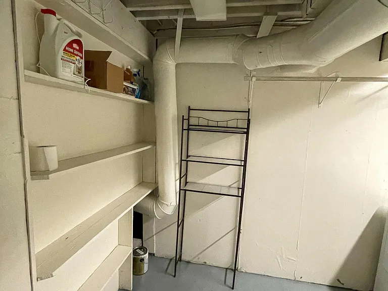 550 Marsh Ave — Photo 16