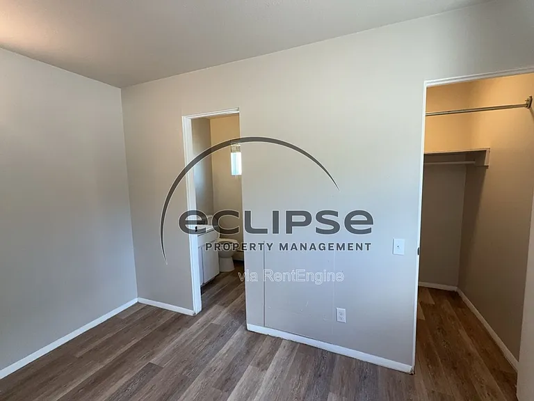 Summit View Apartments — Photo 111