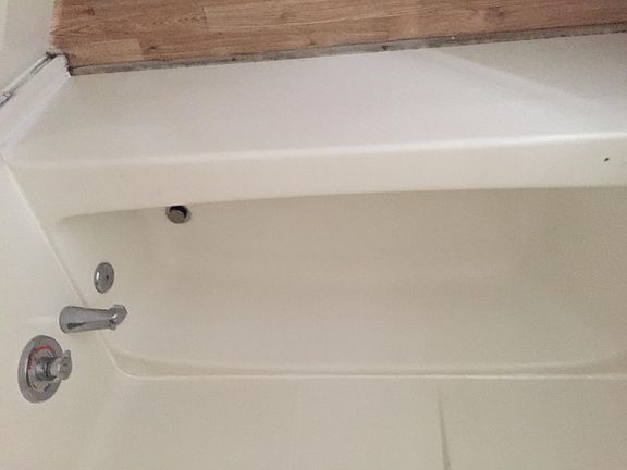 2nd image of 731 W Marshall St APT C