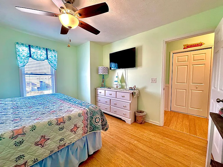 305 N Topsail Dr #12 — Photo 14