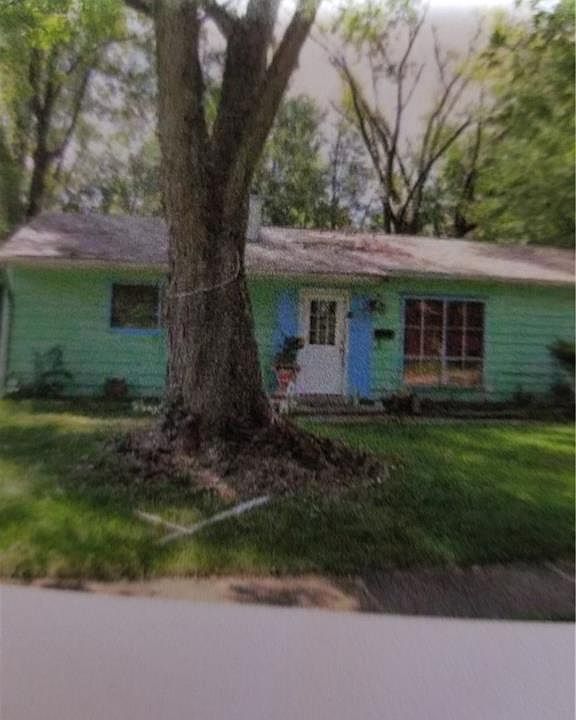 1st image of 5819 W Suburban Dr