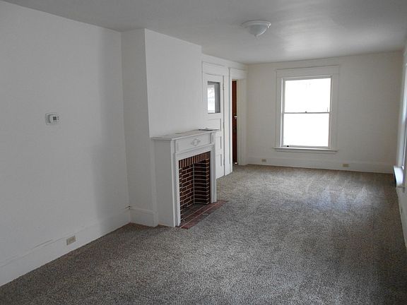 2nd image of 1143 W 11th St Floor 2