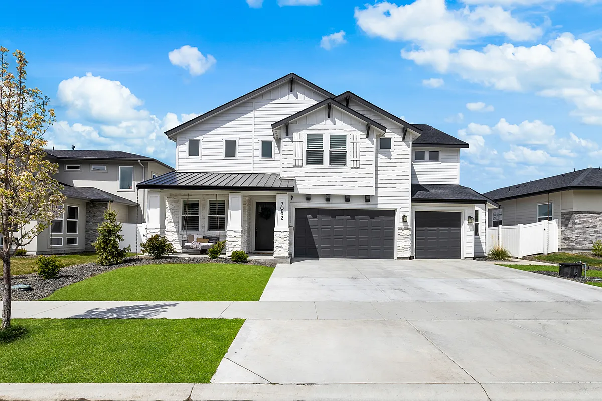 Building Photo - 7982 W Suttle Lake Dr