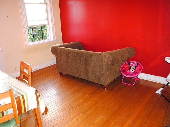 5th image of 8744 125th St