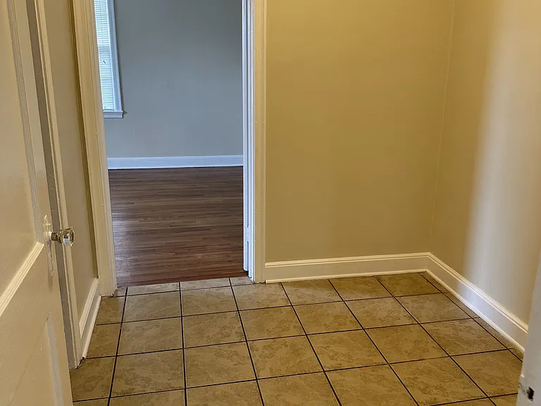 1022 Shull St — Photo 13