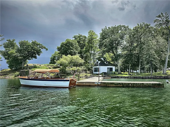3 Manhattan Is, Alexandria Bay, NY 13607