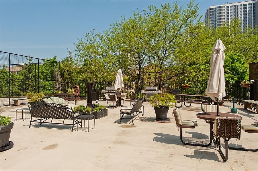 3rd Floor Grill Deck