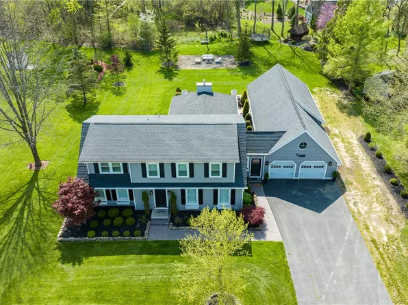 319 Jay St, Geneva, NY 14456