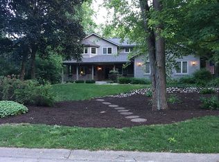 W277N2789 Chicory Ln, Pewaukee, WI 53072