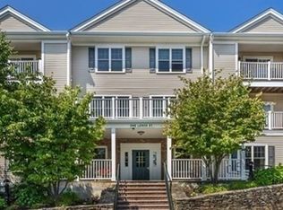 1 Lenox St APT 203, Norwood, MA 02062
