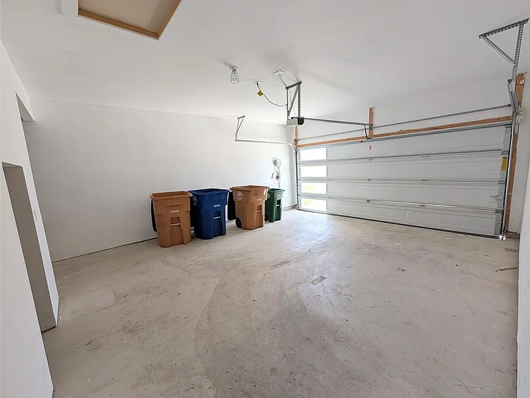 3704 Beechmont Dr — Photo 18