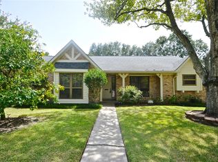 6051 Cheena Dr, Houston, TX 77096