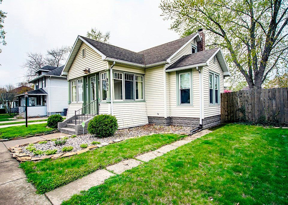 1st image of 203 Kenyon Ave