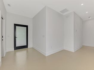 2144 Webber St, Sarasota, FL 34239