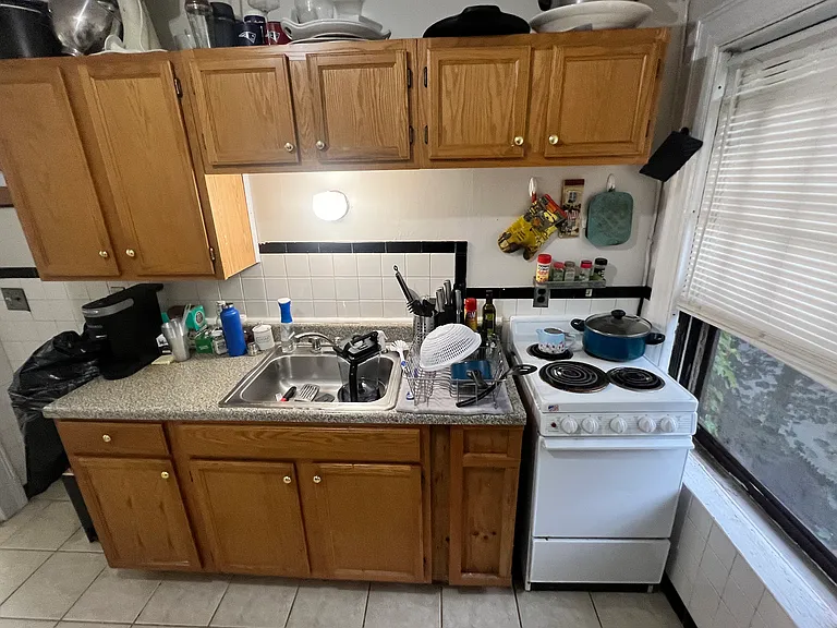 16 Braemore Rd #4 — Photo 13