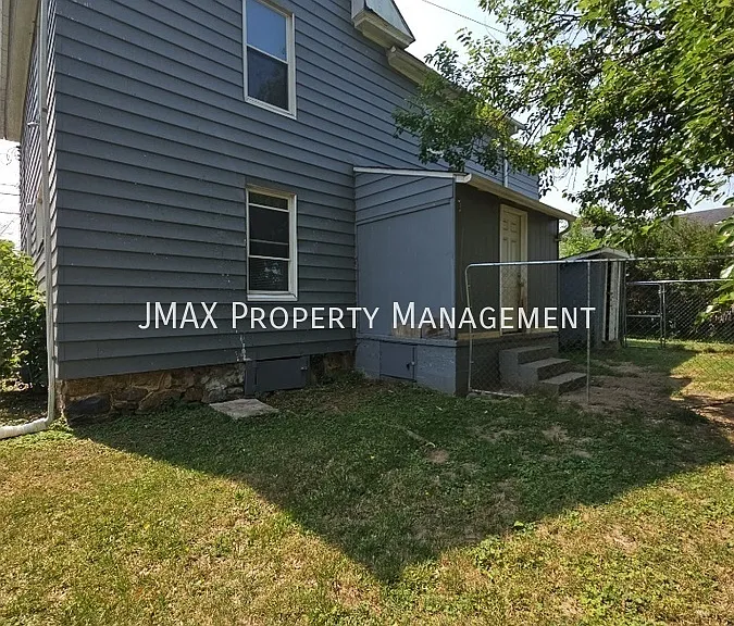305 Meadow St — Photo 15