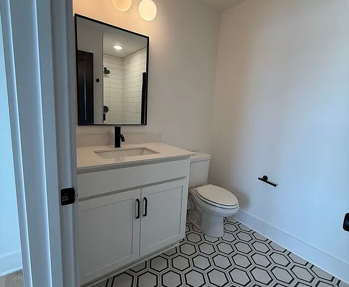 102 Duke St #3 — Photo 17
