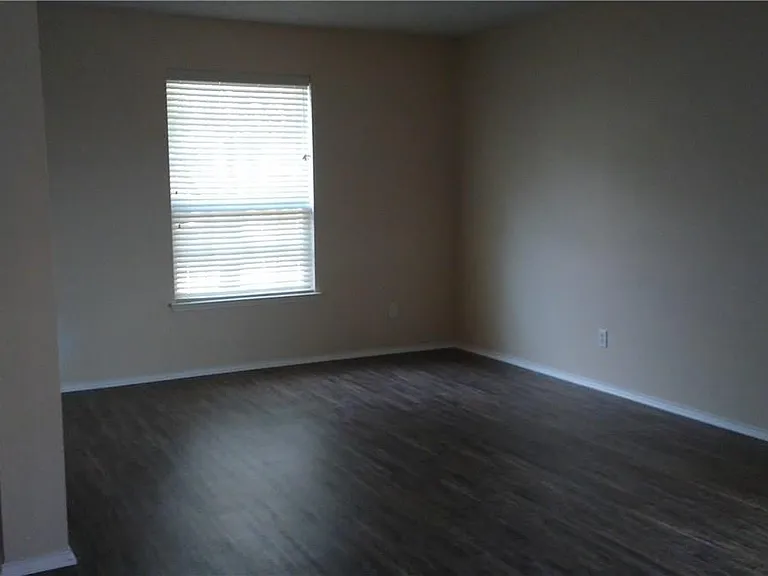 2820 Deer Ridge Dr — Photo 17