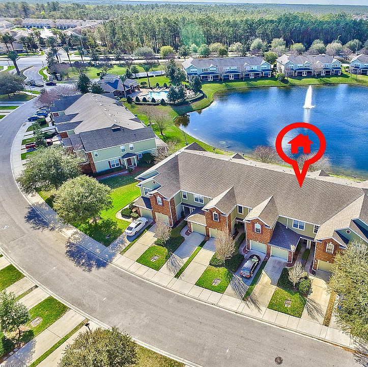 1st image of 7026 Roundleaf Dr