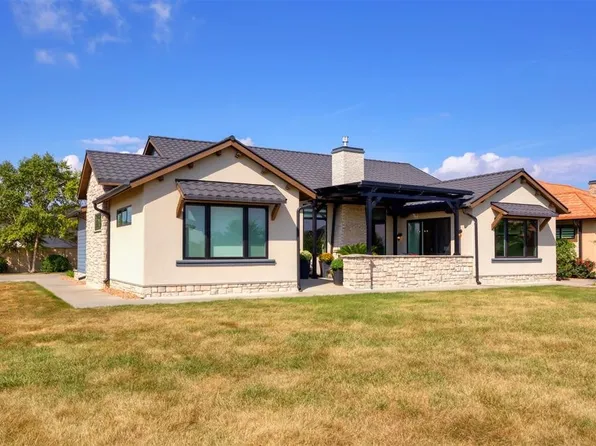 10232 Bella Strada Ln, Johnston, IA 50131