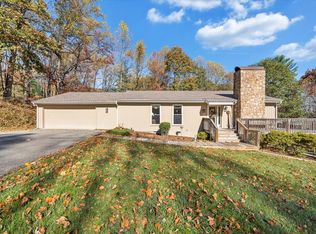 6263 Mount Chestnut Rd, Roanoke, VA 24018