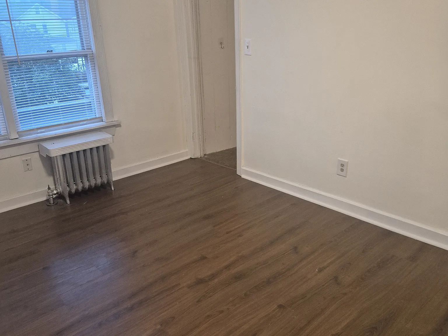2 bed, 1075 sqft, $1,650 — Photo 2
