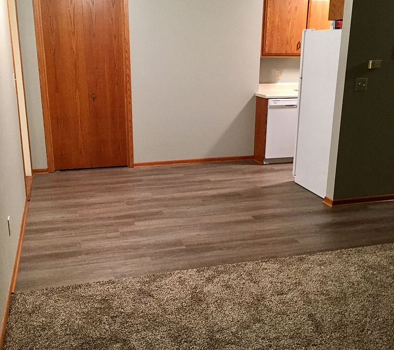 1st image of 409 E 15th St #8