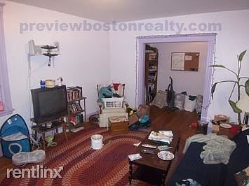 2nd image of 1638 Commonwealth Ave APT 10A