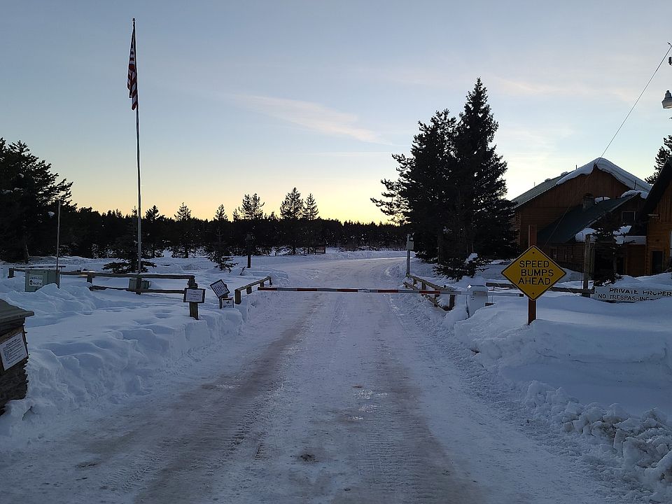 2nd image of 3810 Bills Loop North Rd