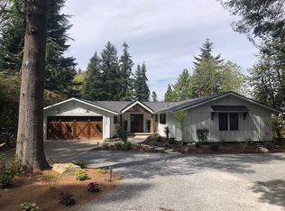 23700 Woodway Park Rd, Edmonds, WA 98020