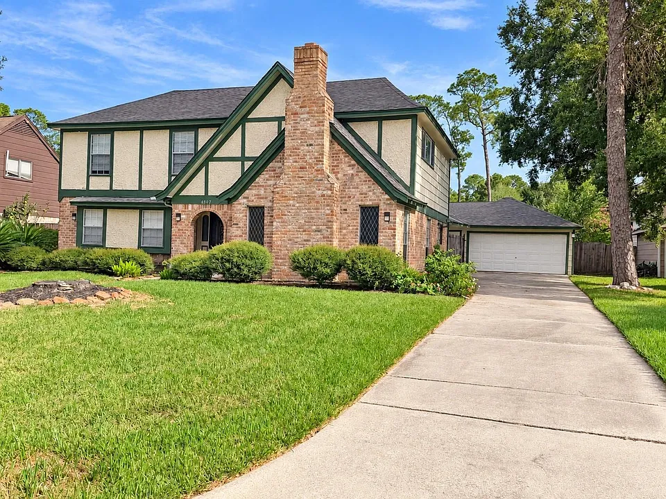4807 Shatner Dr