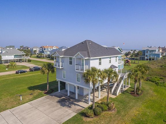 2nd image of 14470 Spyglass Cir