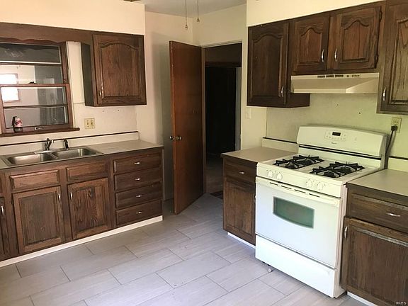 5th image of 3025 Ramona Dr