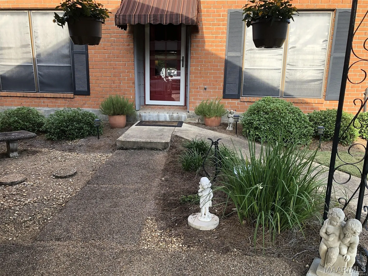 3 bed, 2.0 bath, 1748 sqft, $1,750 — Photo 4