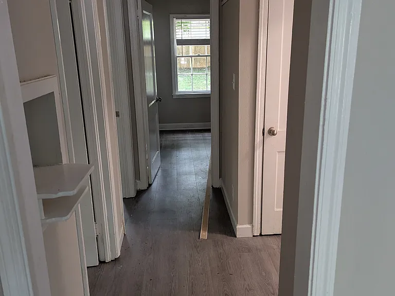 1709 Anderson St — Photo 14