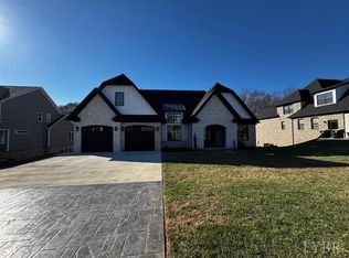 815 Leander Dr, Forest, VA 24551
