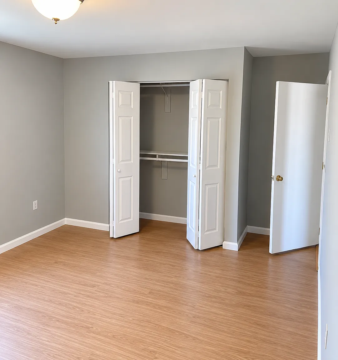 3 bed, 1056 sqft, $1,995 — Photo 3