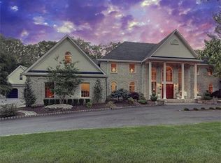 4 Wolcott Dr, Millstone Township, NJ